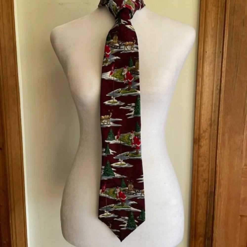 OSCAR DE LA RENTA Vintage Santa Golf Silk Tie